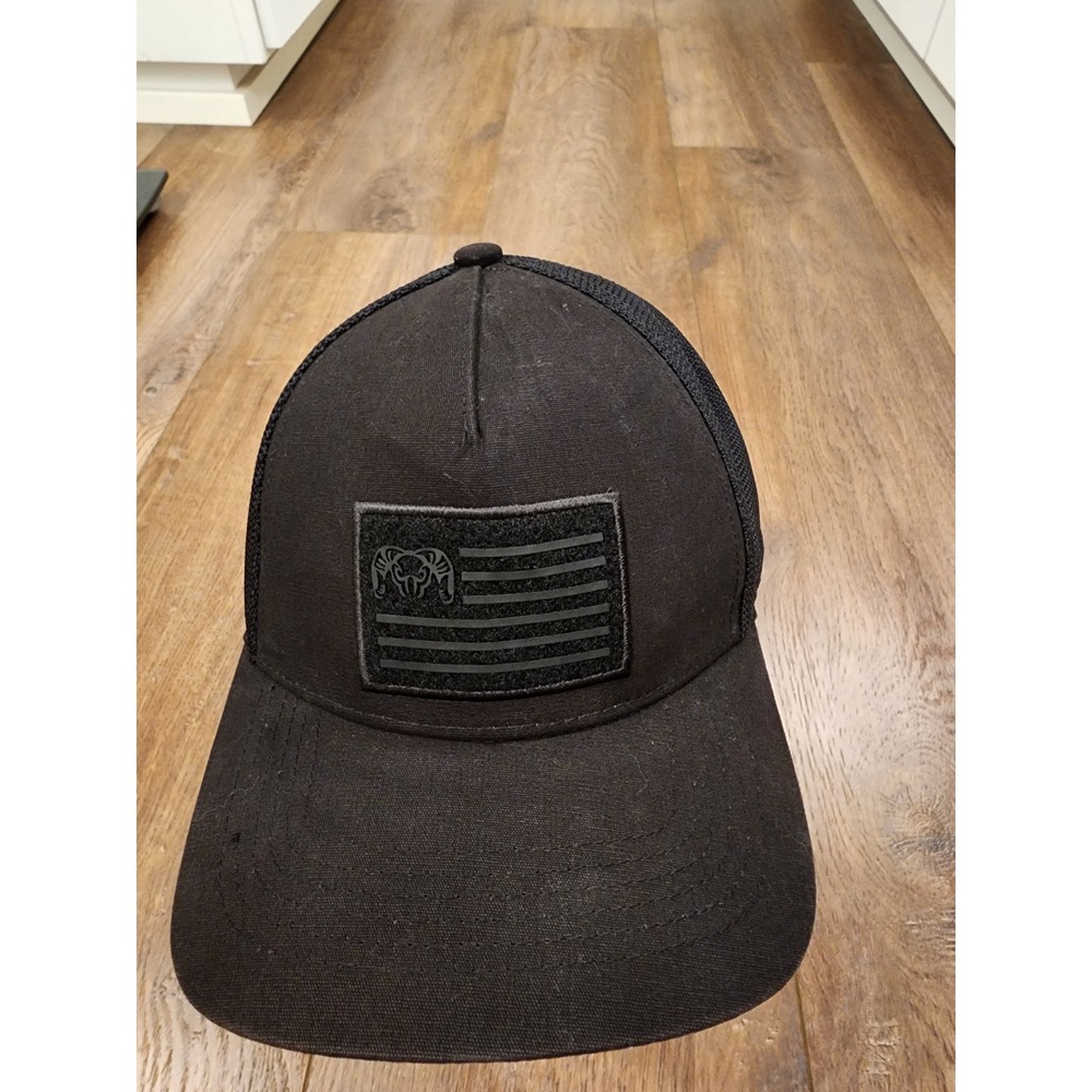 KUIU Trucker Hat Mesh Back Adjustable Snap Back Black on Black Gorpcore
